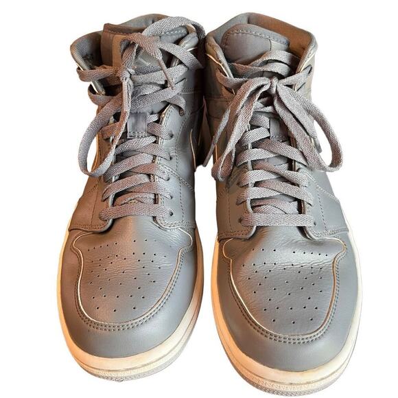 Nike Air Jordon 1 Mid Cool Gray Mens Size 9 Rare 2015 - Picture 1 of 10